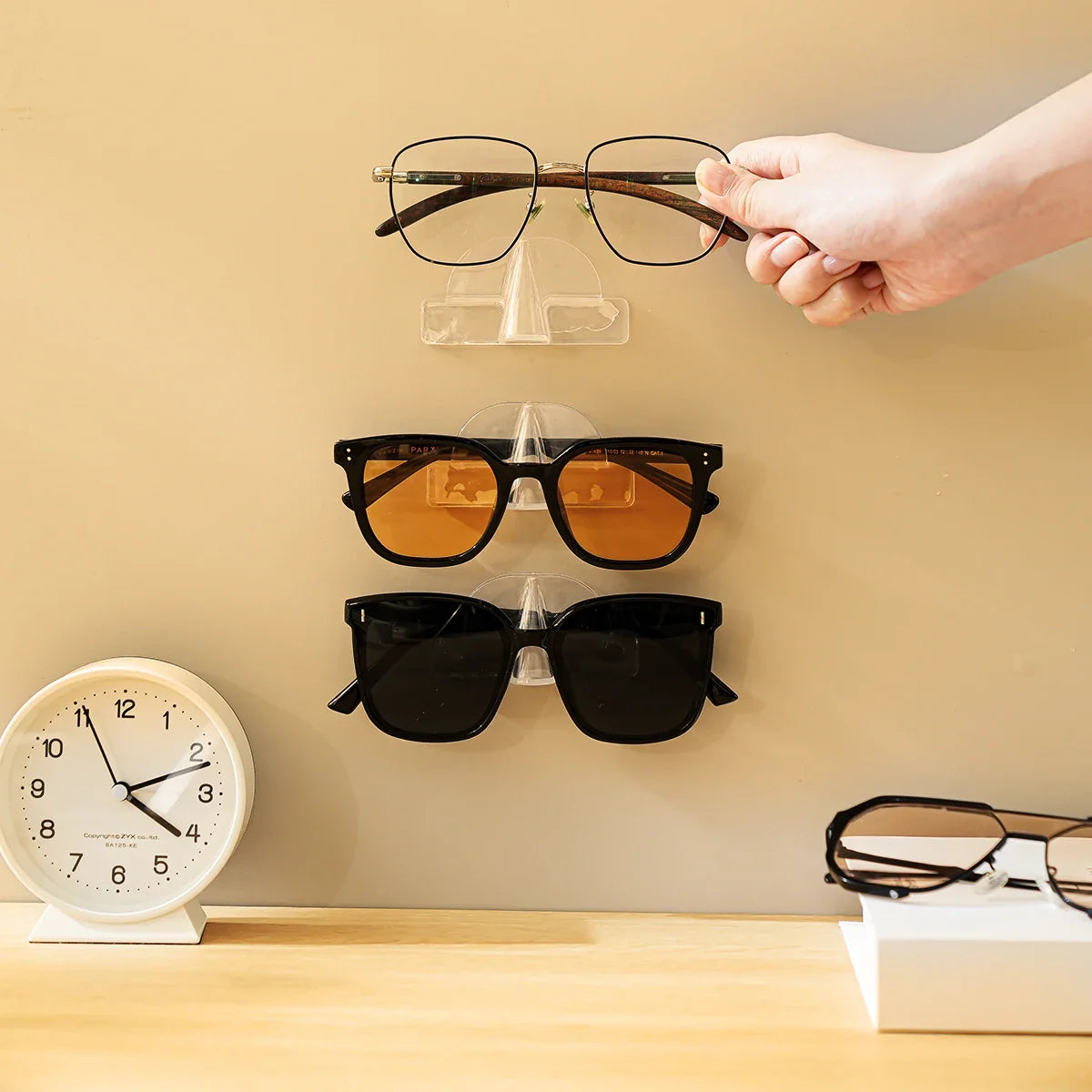 10/16/20/30/40pcs Wall-Mounted Glasses Holder – Fashionable Eyeglass Storage Rack