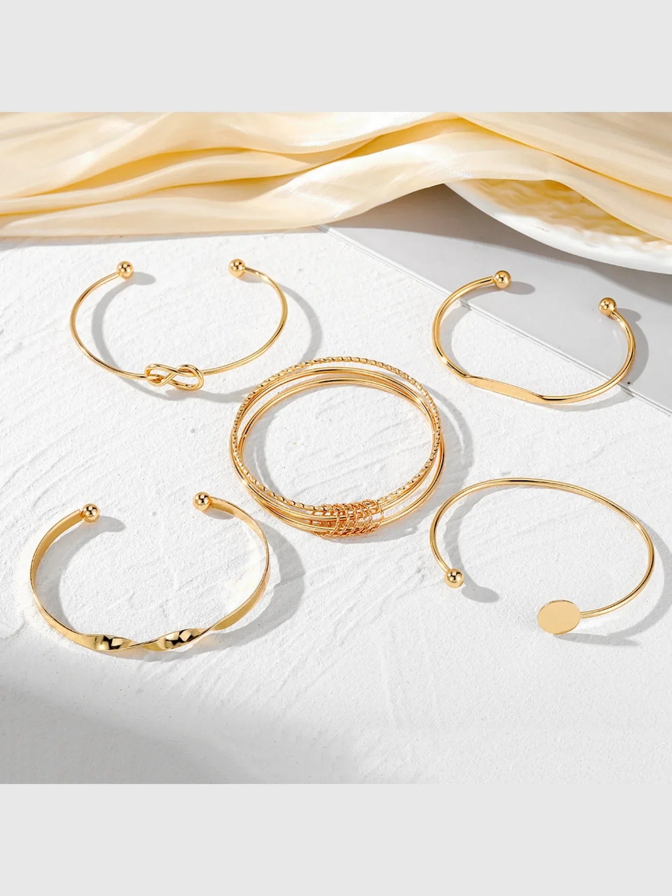 5Pcs IPARAM Punk Multilayer Adjustable Twist Bracelet Set for Women – Elegant Sparkling Bangles & Couple Gift Jewelry