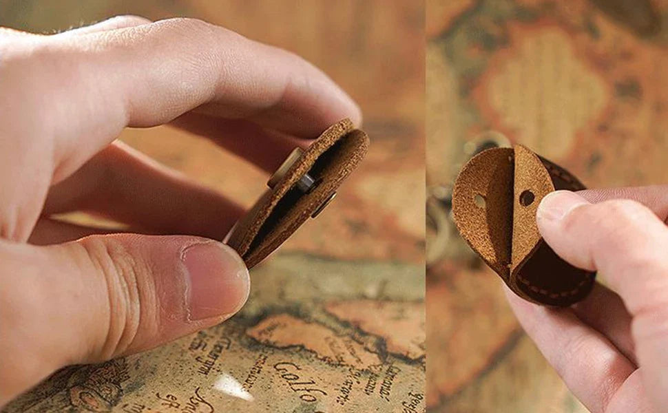 Airtag Holder Keychain — Genuine Leather Handmade Case, Scratch-Resistant Key Ring for Dog Collar & Luggage Cover