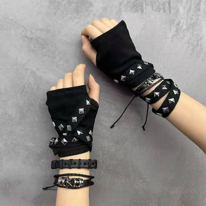 Punk Style Rivet Gloves – Cool Metal Buckle Fingerless Sleeves for Women, Sun Protection Gothic Fashion Arm Gloves & Streetwear Accessories