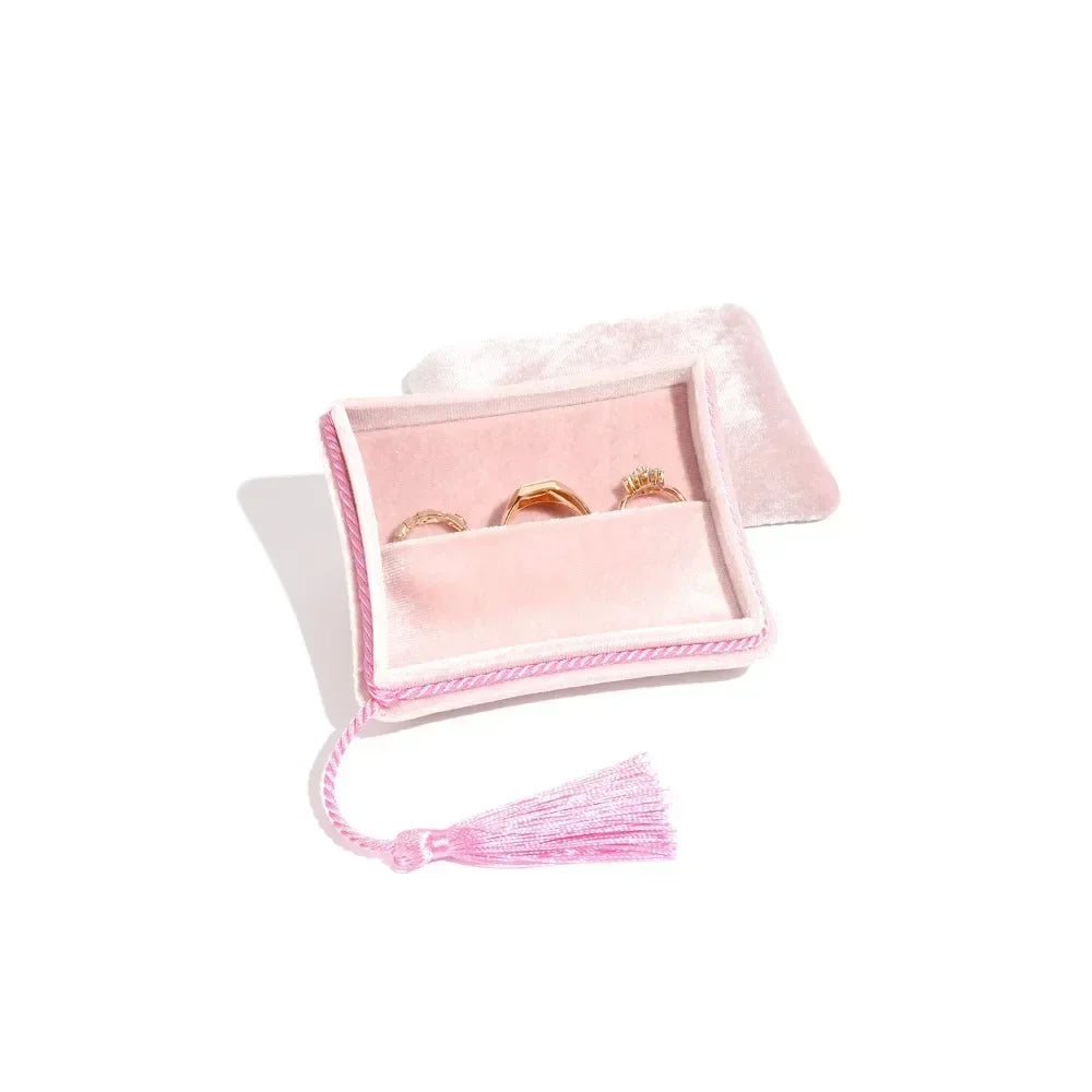 High-Quality Velvet Tassel Jewelry Box – Portable Soft Storage Case for Multifunctional Jewelry & Accessories