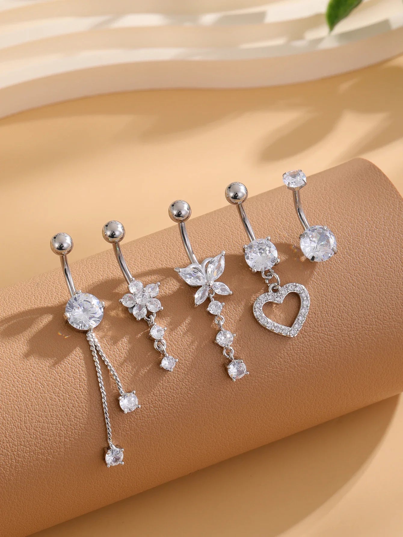 5PCS Belly Button Ring Set – 14G Curved Navel Piercing with Butterfly & Heart Charms, Body Jewelry for Women & Girls