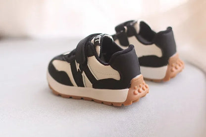 New Kids Sports Shoes - Non-Slip Breathable Lace-Up & Hook and Loop Casual Sneakers, Lightweight Soft Sole