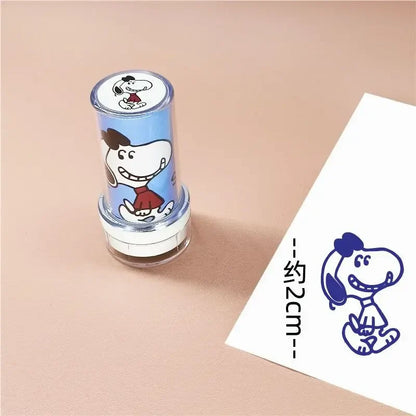 Snoopy Cartoon Photo-Sensitive Round Seal Toy – Cute Portable Reward Gift for Kids