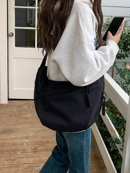 Large Capacity Nylon Crossbody Bag – Casual, Versatile Shoulder Bag for Commuting & Sports, Lightweight Hobo