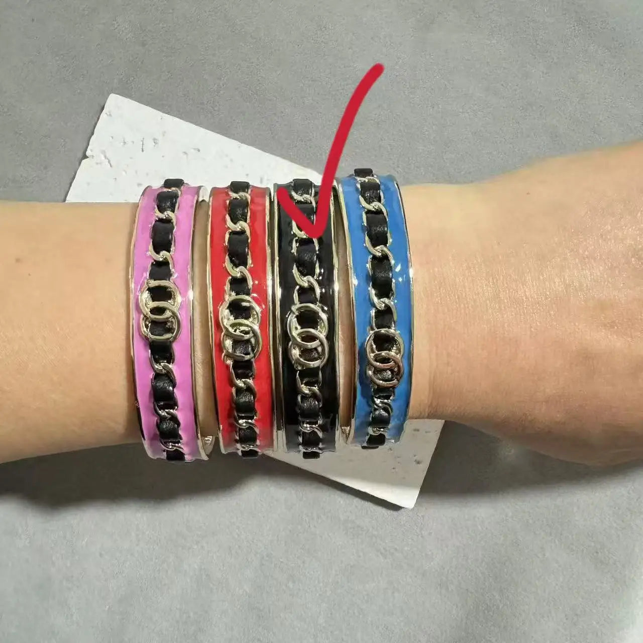 Gold Enamel Hollow Narrow Bracelet & Colorful Earrings Set — Classic Fashion, Lightweight Alloy Jewelry with Luxury Look