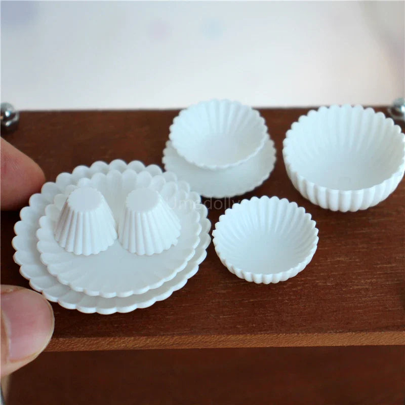 8PCS 1:6 Miniature Dollhouse Tableware Set – Mini Bowls & Plates for Blythe & BJD Dolls