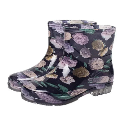Women’s Black Polka Dot Rain Shoes – Waterproof, Non-Slip PVC Kitchen & Work Short Tube Boots for Summer
