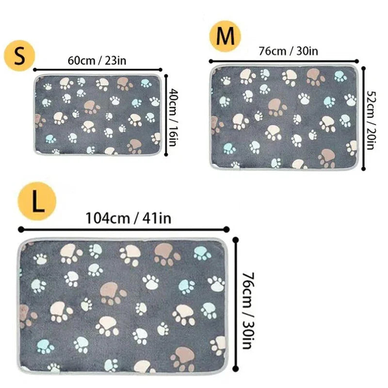 Soft Fluffy Pet Blanket - Warm Fleece Dog & Cat Throw with Cute Paw Print Design for Puppies and Kittens