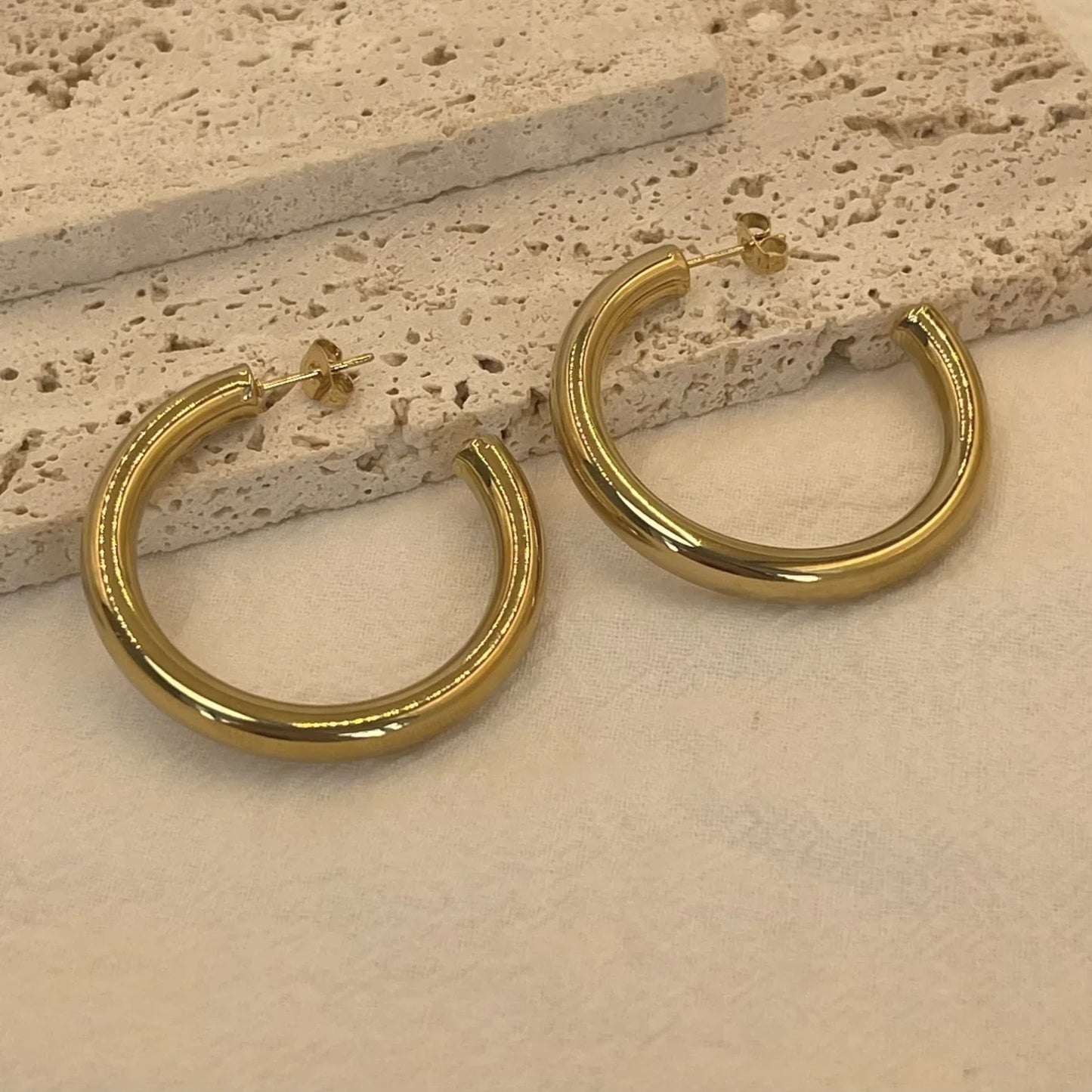 Classic Stainless Steel Hoop Earrings – 30/40/50mm Gold Big Earrings for Women, Trendy Jewelry Accessories