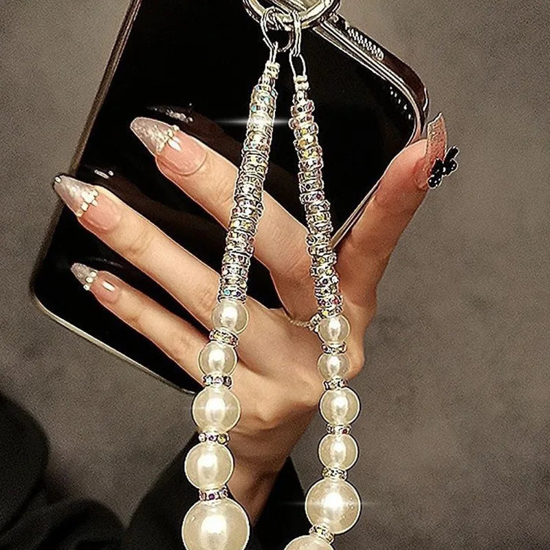 Luxury Pearl & Crystal Bead Keychain – Rhinestone Lanyard for iPhone, Samsung, Universal Accessories, Anti-Lost Jewelry Pendant