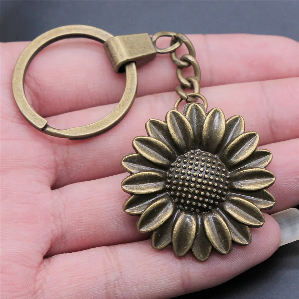New Fashion Men 30mm Metal Alloy Keychain with Vintage Heart, Flower, Rose, Sunflower & Tree Pendant DIY Keyring Holder Chain Accessory