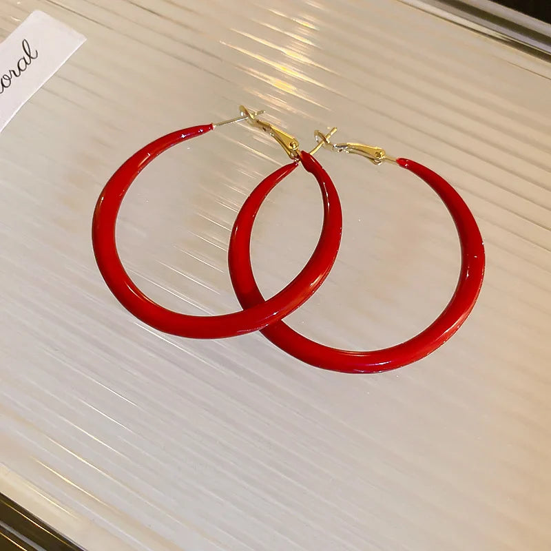 Women’s Dopamine Candy Hoop Earrings – Large Round Hollow Solid Color Ear Buckles, Versatile Fashion Jewelry