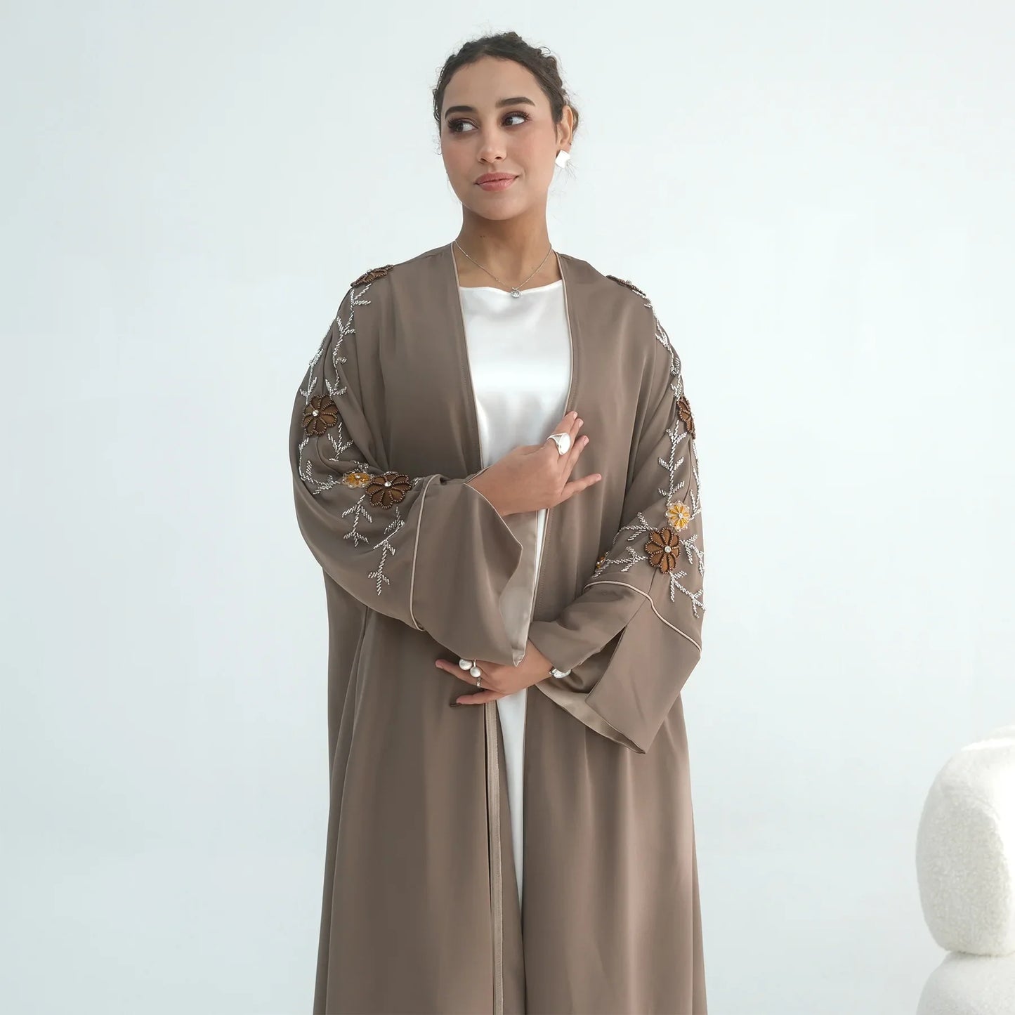 Women’s Eid 2026 Embroidered Beaded Abaya – Dubai Open Cardigan Jalabiya Long Muslim Kaftan Ramadan Party Robe