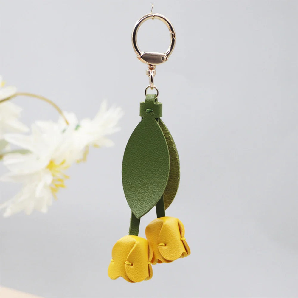 Fashion Tulip PU Leather Bag Charm Keychain – Cute Flower & Leaf Pendant, Creative Handbag Decoration Gift for Family & Friends
