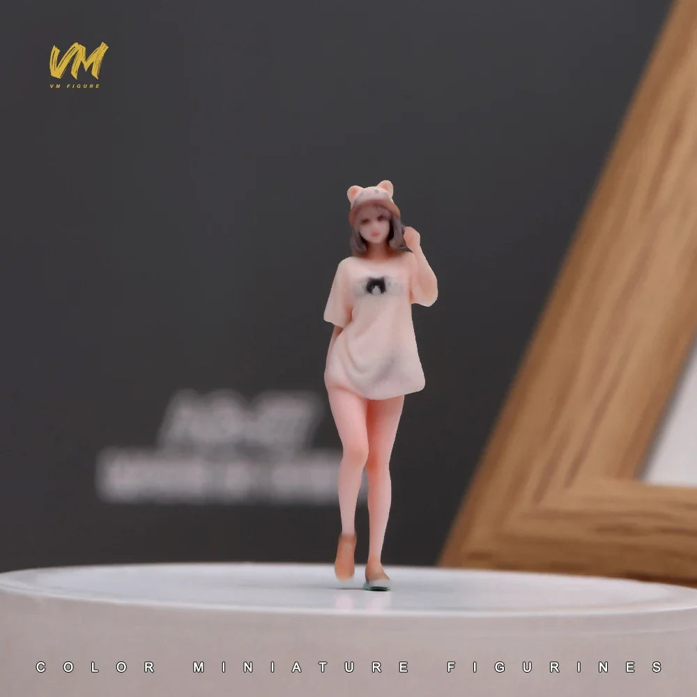 3D Miniature Figures - 1/64 Scale Racer Photographer Casual People Scene Props Model Ornaments for Vehicle Decor
