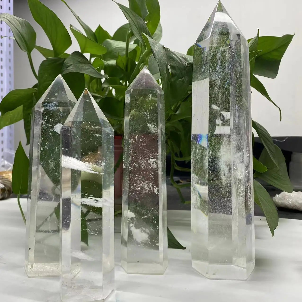 Large Clear Quartz Obelisk Crystal Wand – Healing Feng Shui Point for Home Decoration and Crystal Therapy