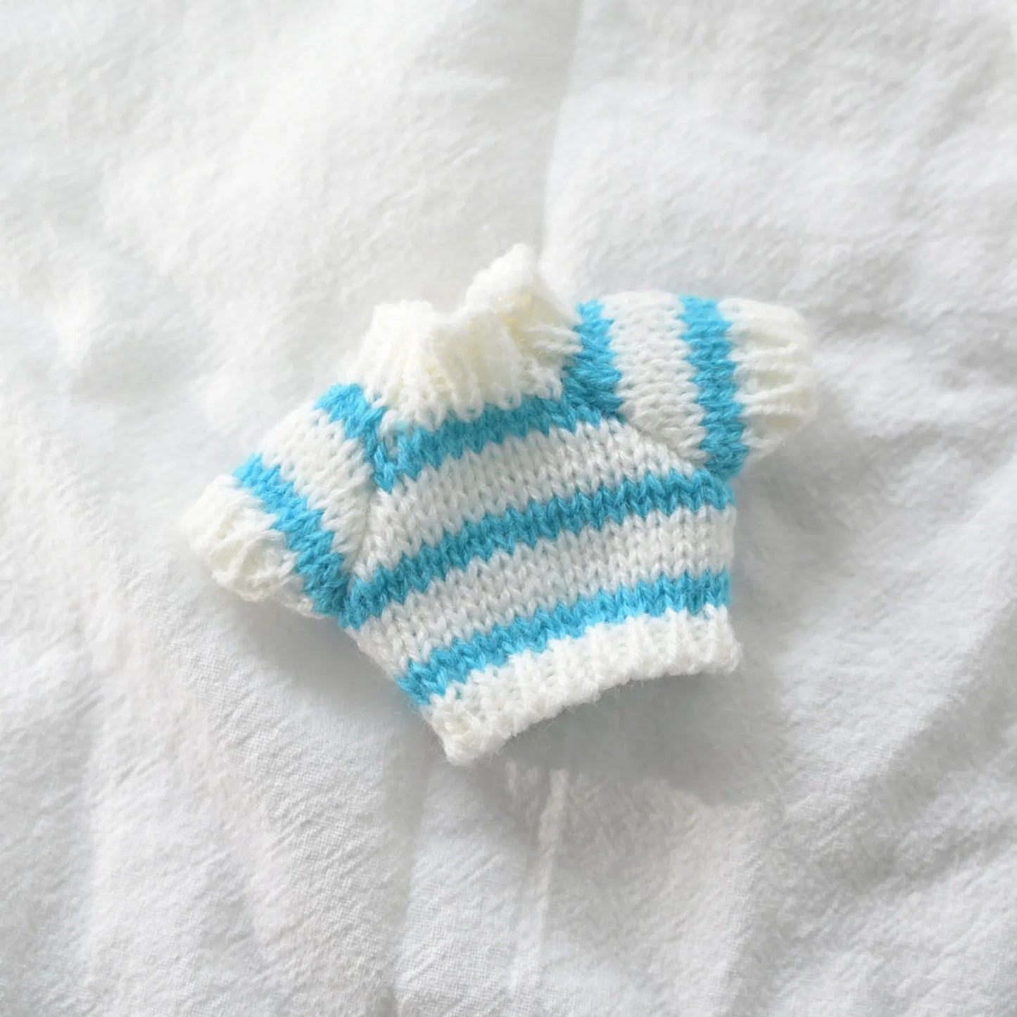 Labubu Striped Sweater Outfit - Matching Hat Pendant, Customizable Doll Accessories