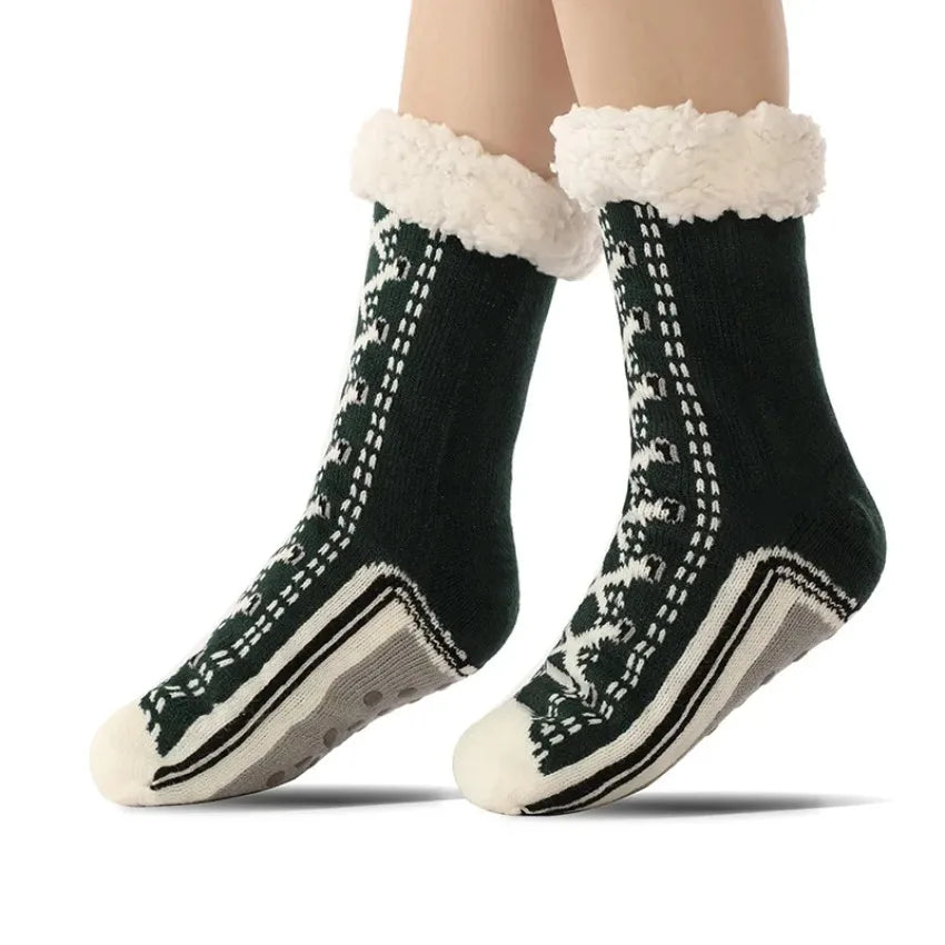 Women’s Winter Thermal Fluffy Socks – Soft Plush Non-Slip Floor Slippers with Short Fuzzy Grip and Zipper
