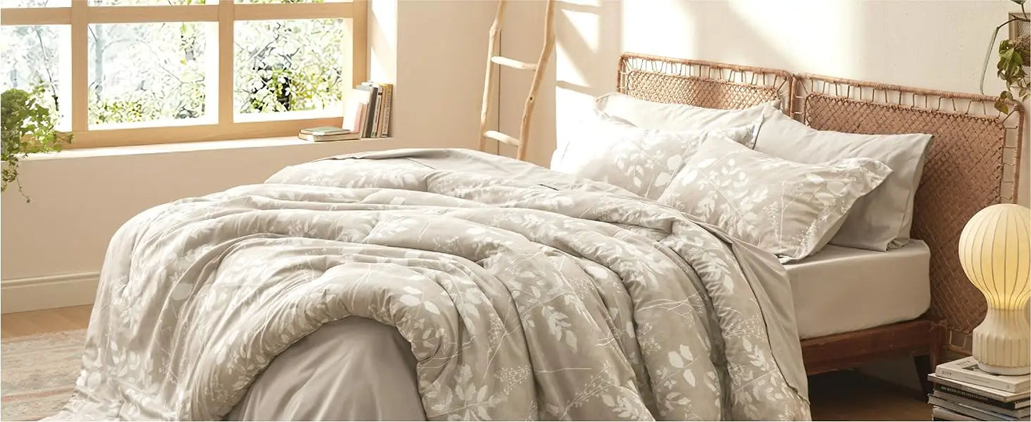 Bedsure 7-Piece Floral Comforter Set – Reversible Botanical Bedding with Sheets, Pillowcases & Shams