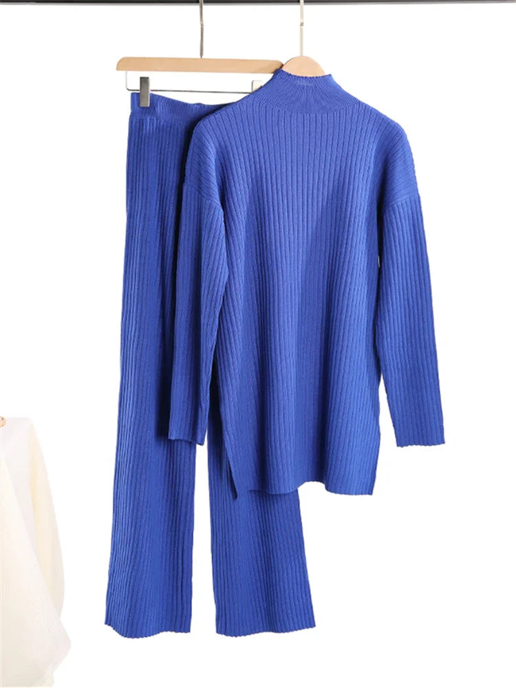 Women’s 2-Piece Autumn & Winter Knitted Tracksuit – Turtleneck Sweater with Straight Jogging Pants Set
