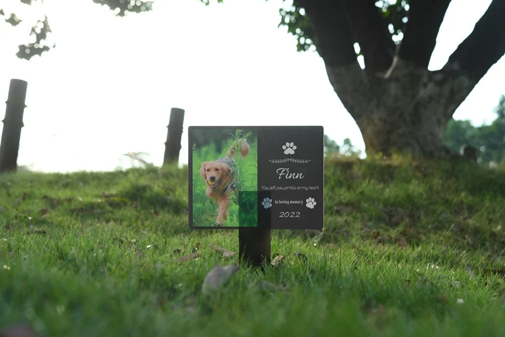 Personalized Pet Memorial Stake – Acrylic Grave Marker for Dog & Cat with Photo & Text