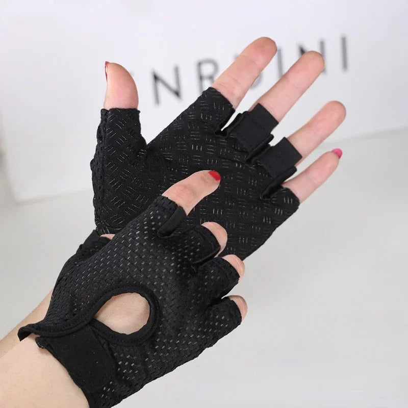 Breathable Cycling Fingerless Gloves – Anti-Slip Half Finger Bike & Gym Gloves for Men & Women