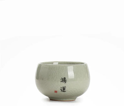 140ml Hand-Painted Ceramic Tea Cup – Exquisite Ice Crack Glaze Porcelain Master Cup for Tea Accessories (1pc)