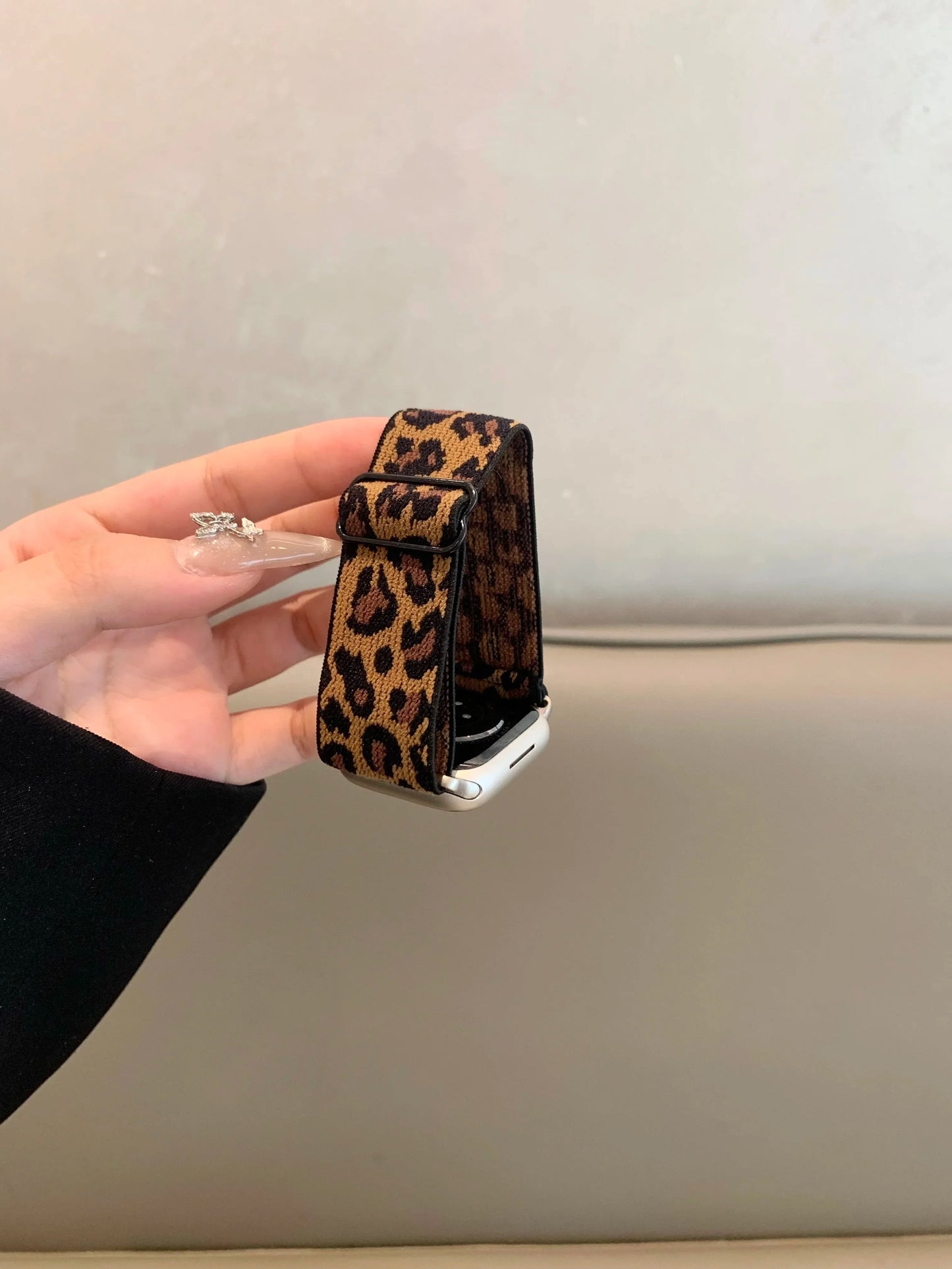 Leopard Print Stretchy Nylon Watch Band for Apple Watch — Adjustable Strap for Series 7/6/5/4/3/SE