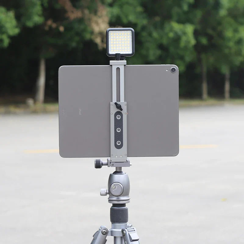 Universal Aluminum Alloy Tablet & Phone Stand – Adjustable Tripod Holder Clip for Mobile Devices