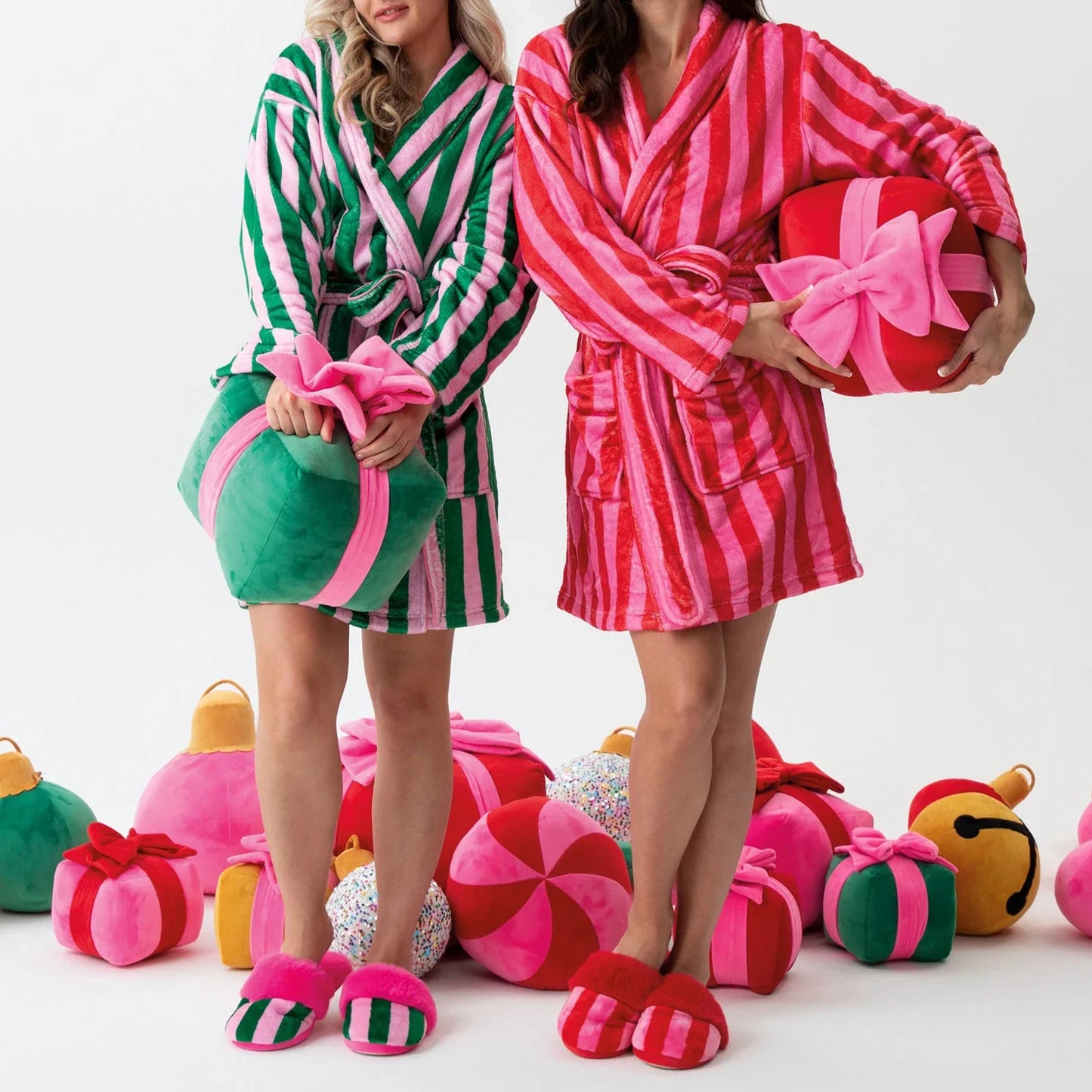 Women's Warm Flannel Bathrobe - Plush Winter Sleepwear with Heart & Stripe Print