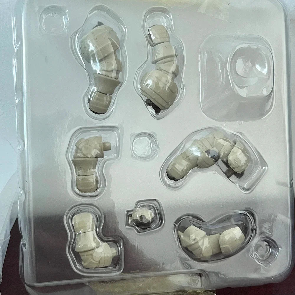 Anime Dark Souls Siegmeyer Figure – Cute Handmade Model Doll, Collectible Toy, Birthday Gift