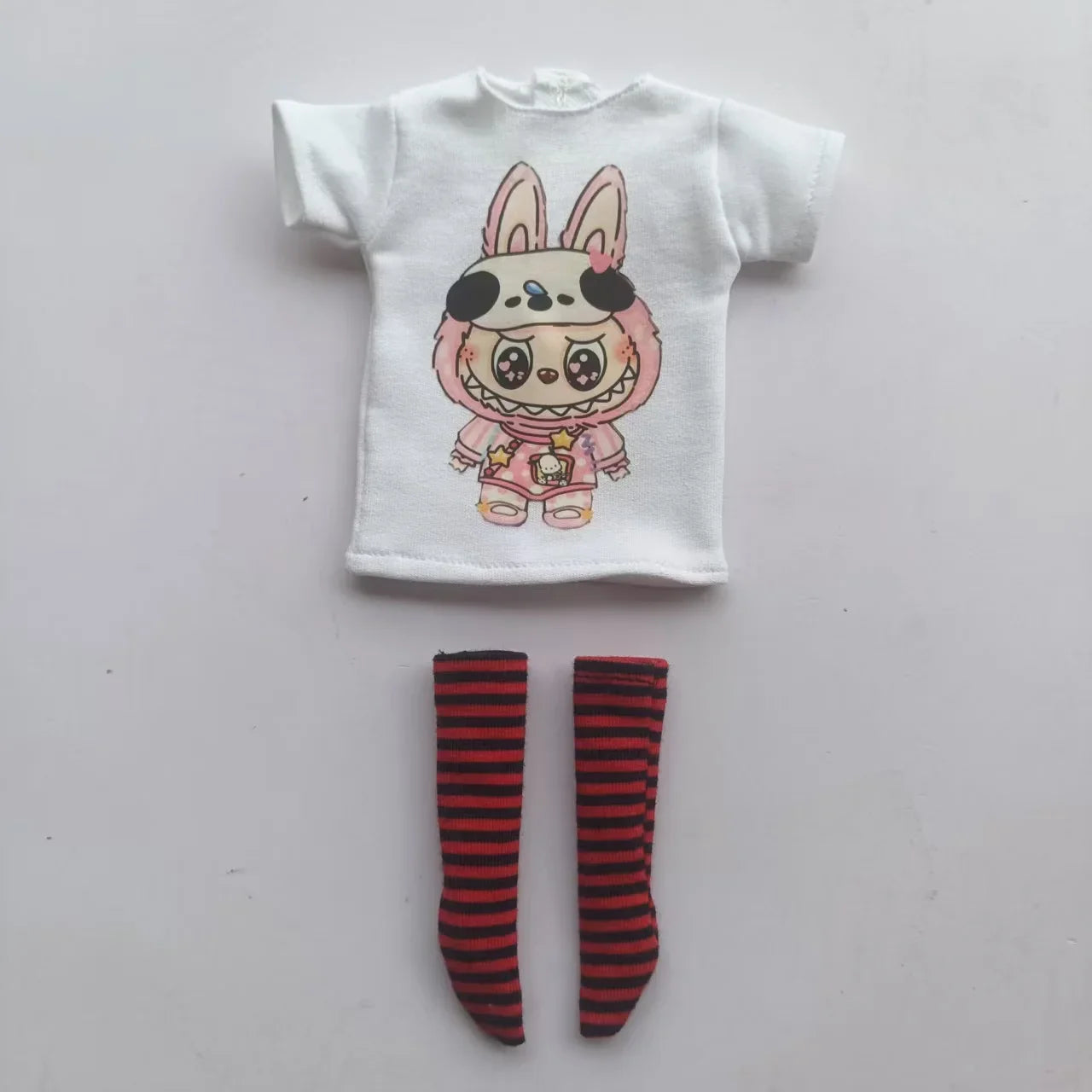 Handmade OB24 1/6 Blyth Doll Clothes – Cartoon T-Shirt with Striped Socks for 1/6 Doll Accessories
