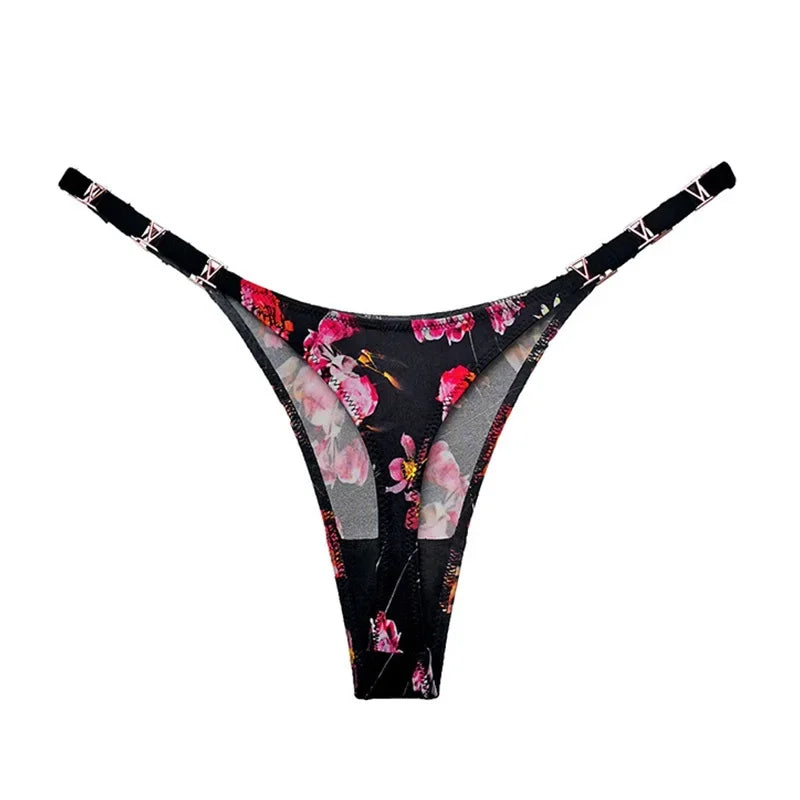 Women’s Sexy V-Shaped Panties – Low Waist Sports Briefs with Metal Decoration Lingerie