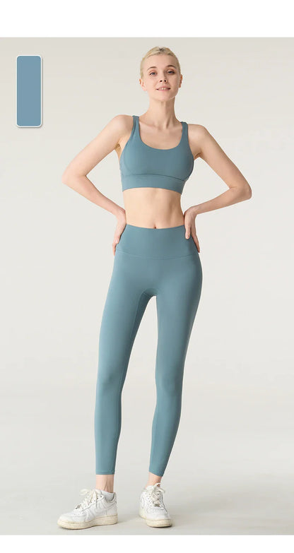 2-Piece Women’s Yoga Tracksuit – Athletic Pilates Fitness Set with Push-Up Sports Bra & Leggings for Gym Workouts
