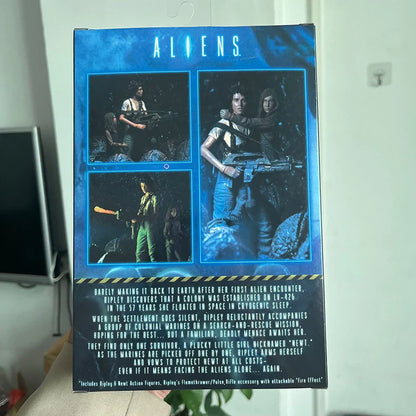 NECA Alien 2 LT Ellen Ripley & Newt Figure – Giger Xenomorph Facehugger Collectible Action Model Toy, Perfect Gift