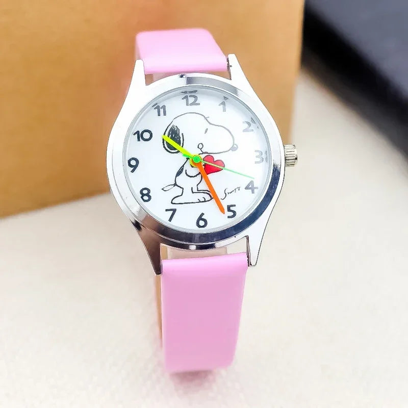 Cute Snoopy Kids Quartz Watch — Kawaii Anime Wristwatch with Colorful Luminous Hands, Fashionable Gift for Boys