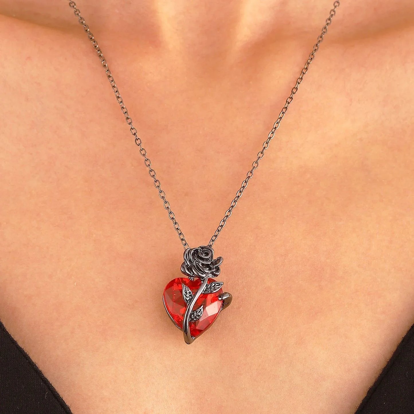 Gothic Rose Love Necklace - Y2K Grunge Style Silver Tone Human Heart Pendant Jewelry Gift for Women