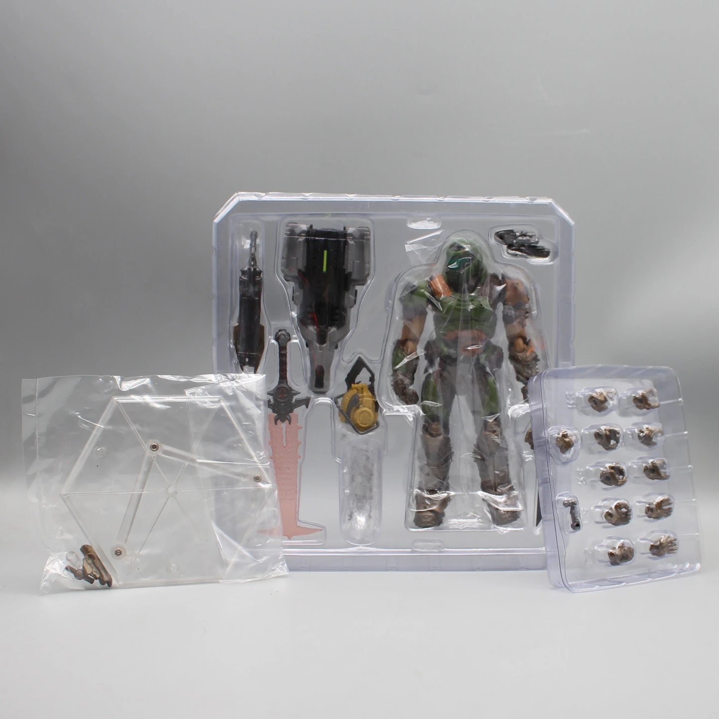 17cm Figma SP-140 Doom Slayer Eternal Action Figure — Anime Destroy Warrior Collectible, Movable Figurine Model Toy Gift