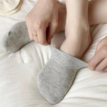 1/5 Pairs Women’s Summer Half Foot Socks – Invisible, Anti-Slip, Breathable Mesh for Comfort & Slippers