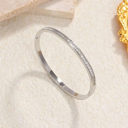 Classic Multi-Style Stainless Steel Bracelet Set for Women – Stackable Fashion Jewelry for Daily Wear
