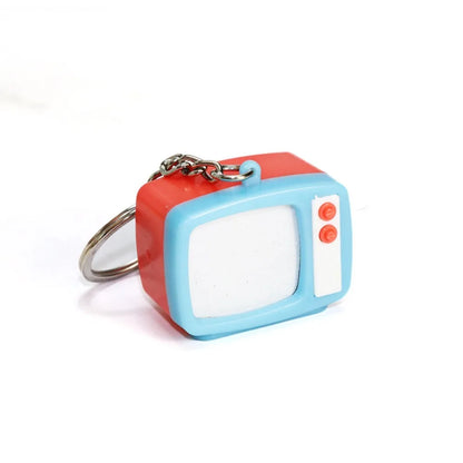 Retro TV Keychain – Miniature LED Television Pendant Toy for Kids & Home Decor