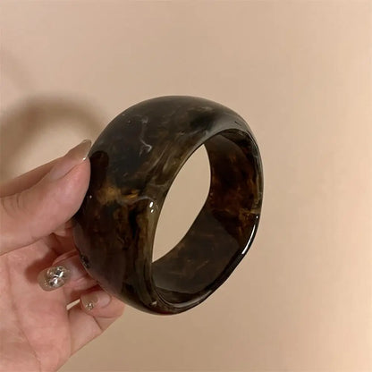 Vintage Wide Geometric Resin Beige Brown Coffee Bangles — Irregular Chunky Bracelet Jewelry Gift for Women & Girls