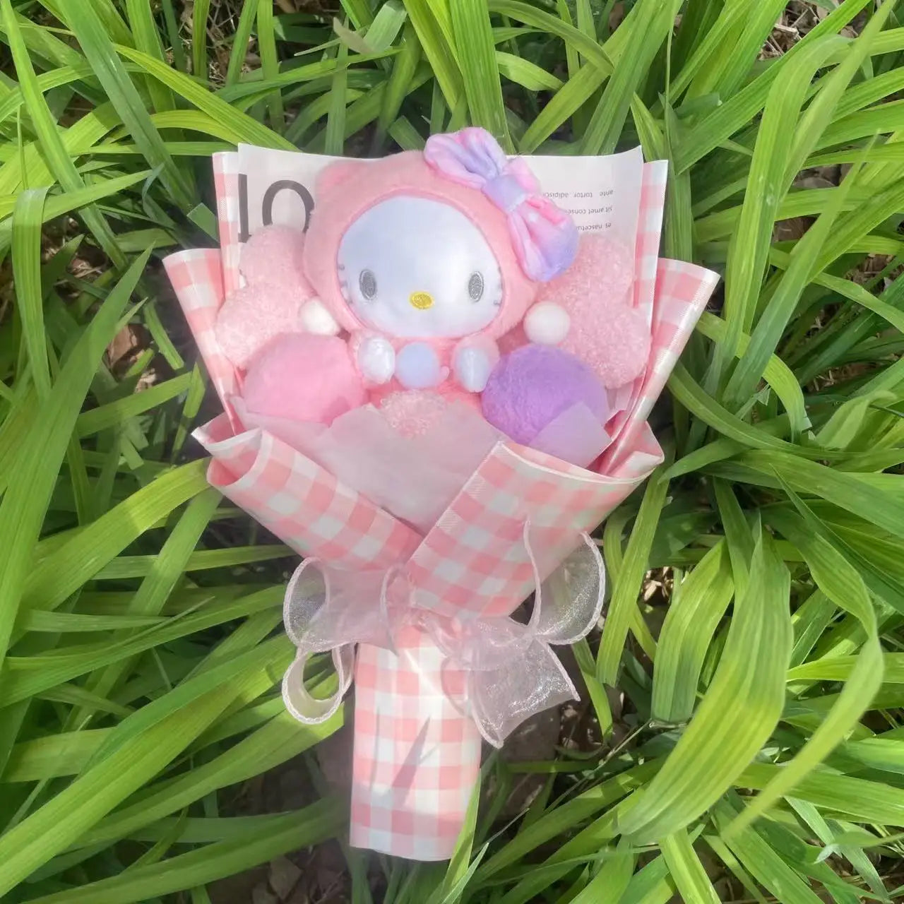 Sanrio Plush Bouquet — My Melody, Kuromi, Cinnamoroll & Hello Kitty Handmade Gift