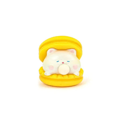 Cute Animal Spit Bubble Burger Toy – Stress Relief Pinch Toy for Kids, Office Fun & Desktop Decor