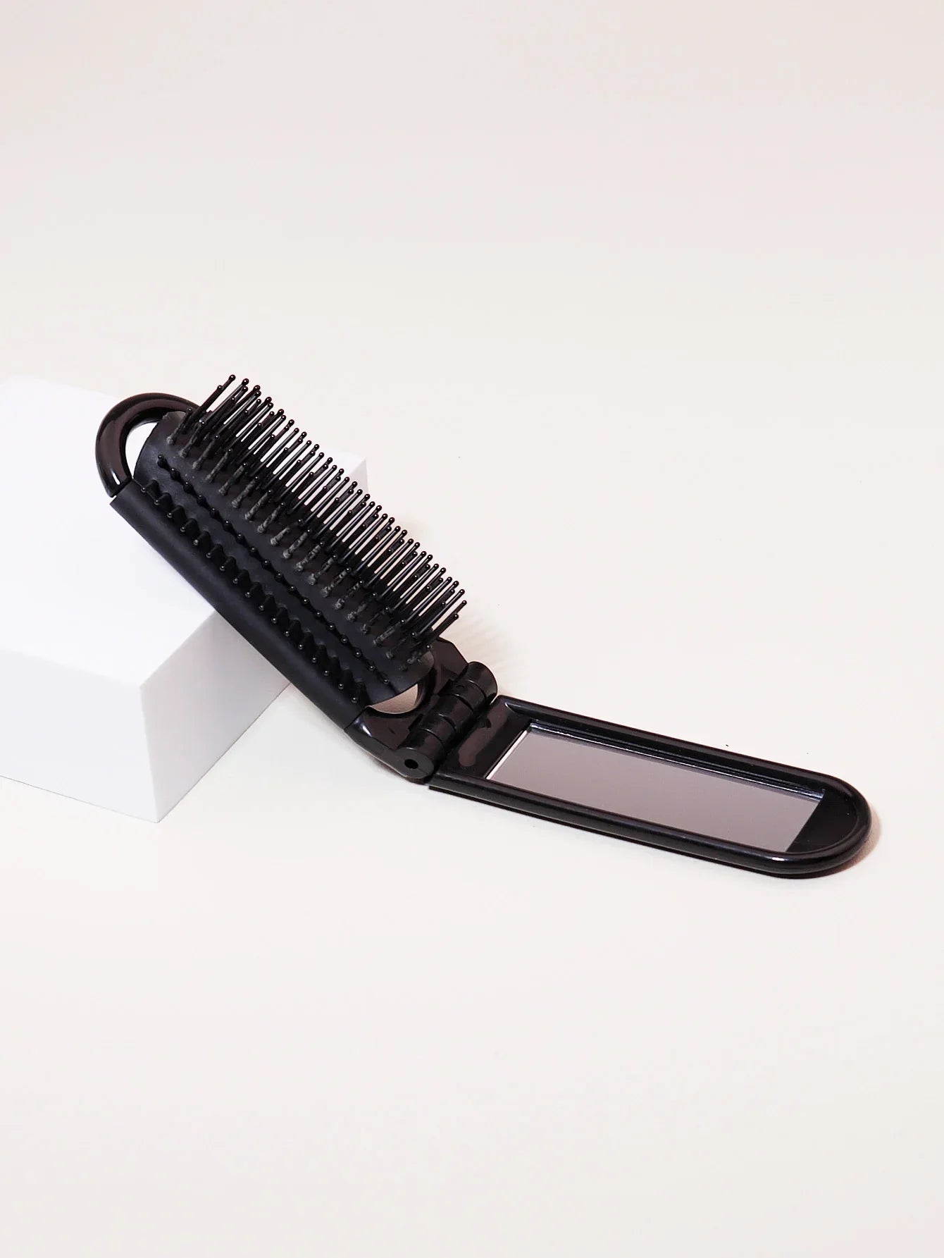 Folding Pocket Mirror Comb – Portable Travel Comb, Essential for On-the-Go Hair Care