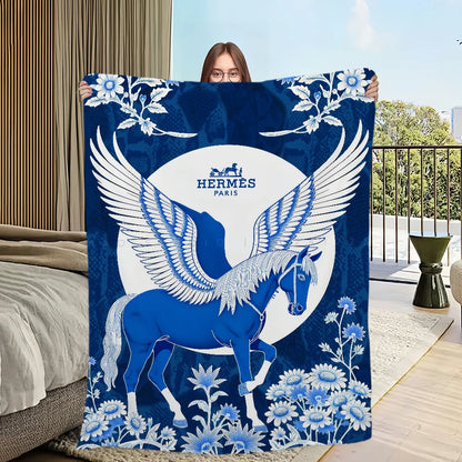 Luxury Plush Fashion Blanket – Soft Warm Flannel for Sofa, Bedroom, Office & Travel Gift