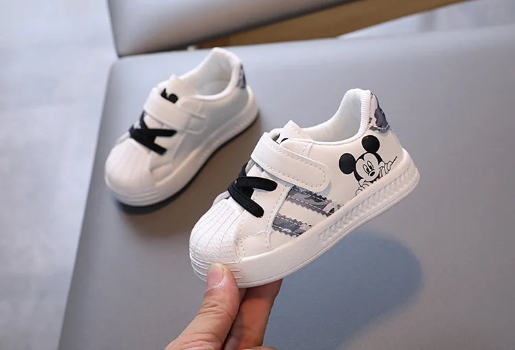 Children’s Casual Sports Shoes — Boys & Girls Soft-Soled Small White Shoes, Fashionable & Comfortable Sneakers