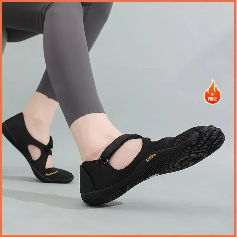 Women's Barefoot Five Toe Training Shoes – Zero Drop Minimalist Cross Training Sneakers for Yoga & Fitness