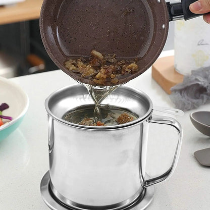 Bacon Grease Container - Kitchen Oil Storage Can with Strainer for Cooking Fat & Frying Oil